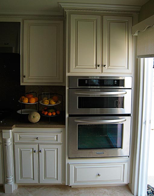 custom kitchen cabinets